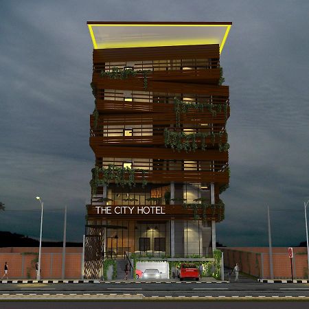 The City Hotel Амбон Екстер'єр фото